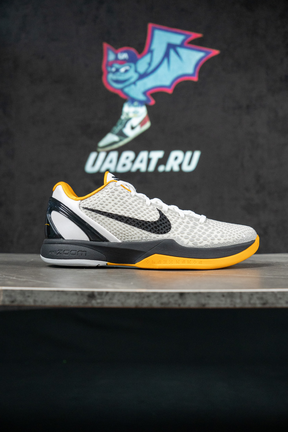 ZOOM KOBE 6 PROTRO