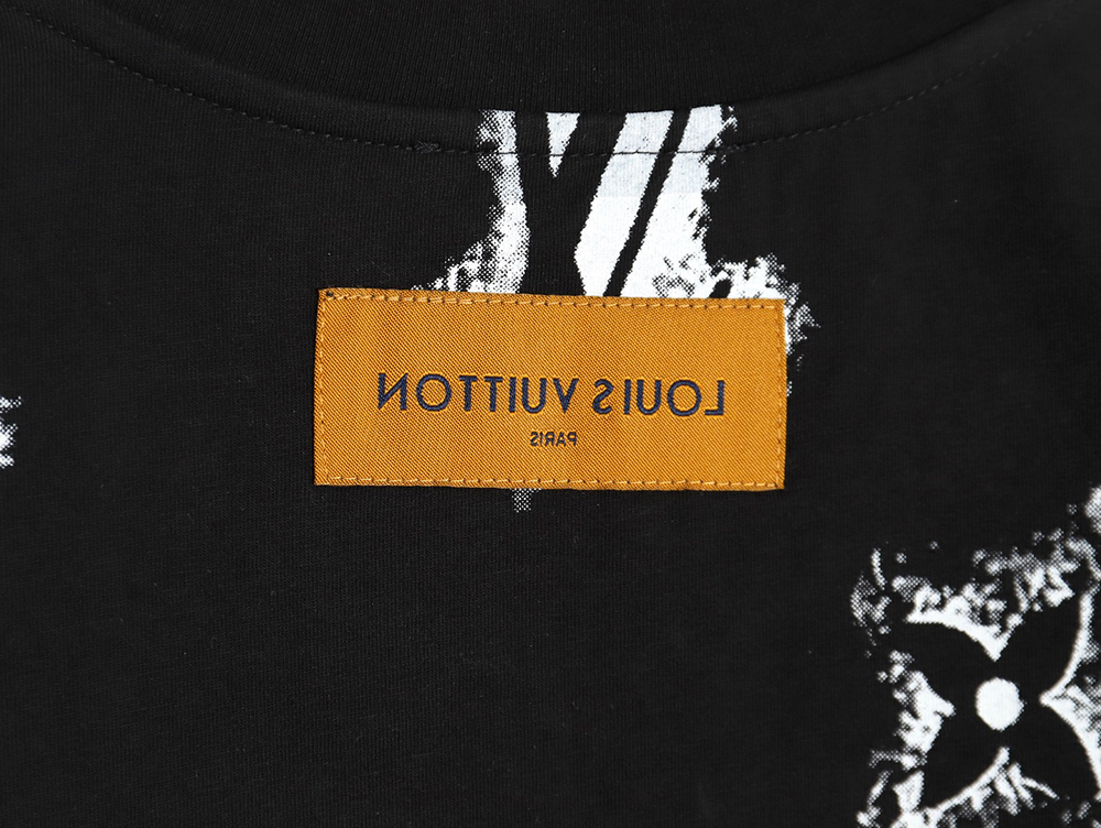 Louis Vuitton LV full logo printed short sleeves