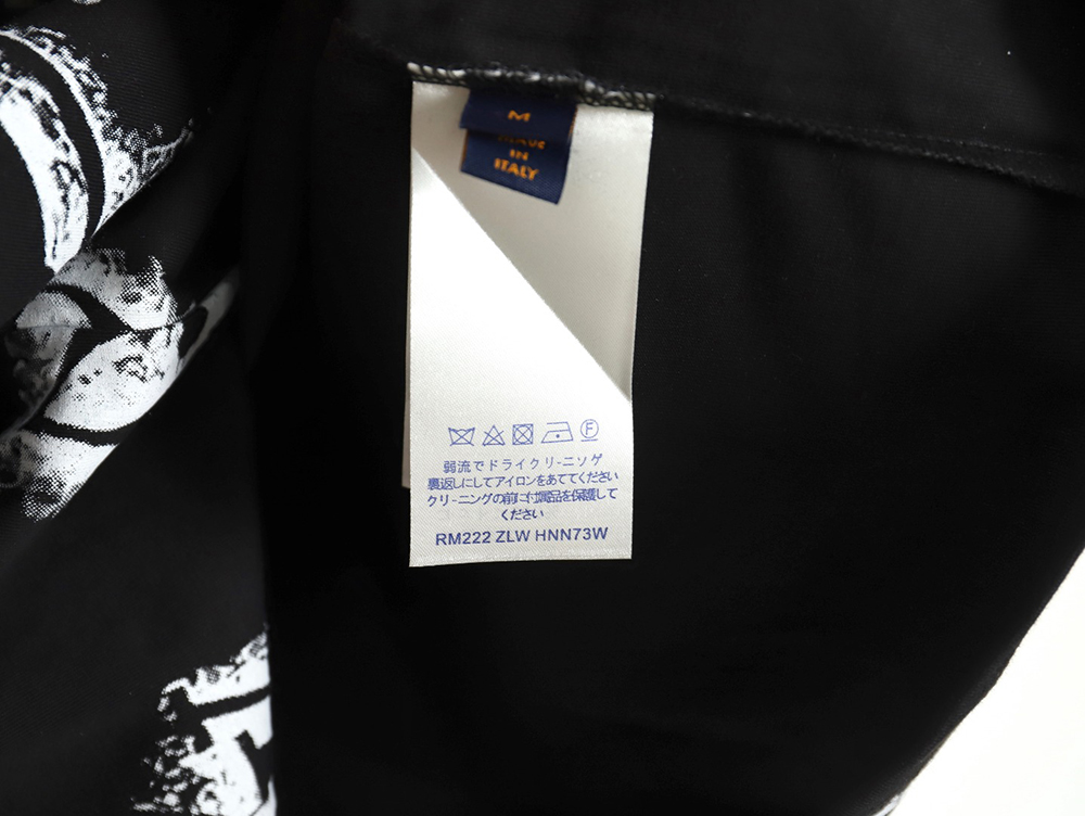 Louis Vuitton LV full logo printed short sleeves