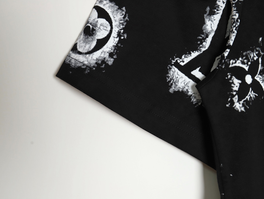 Louis Vuitton LV full logo printed short sleeves