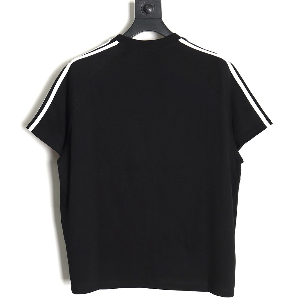 We11done three stripes short sleeve t-shirt