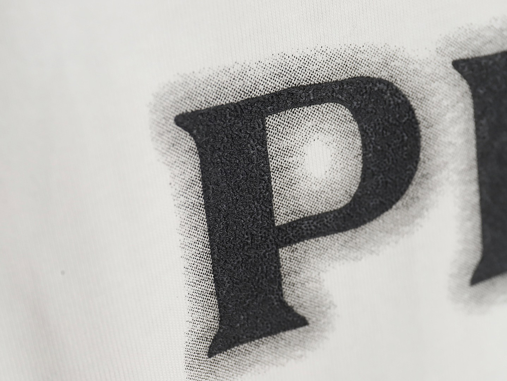 Prada chest monogram short-sleeved T-shirt TSK1
