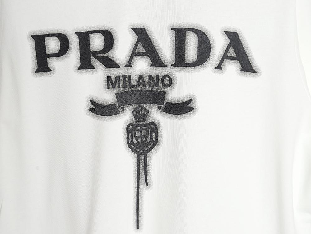 Prada chest monogram short-sleeved T-shirt TSK1