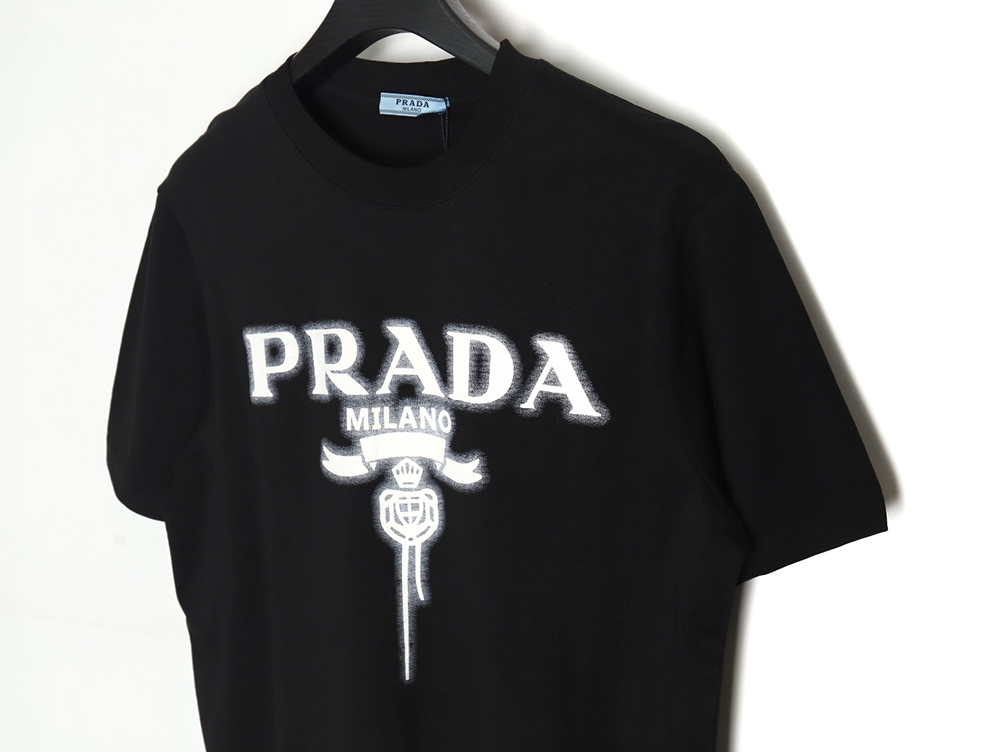 Prada chest monogram short-sleeved T-shirt TSK2