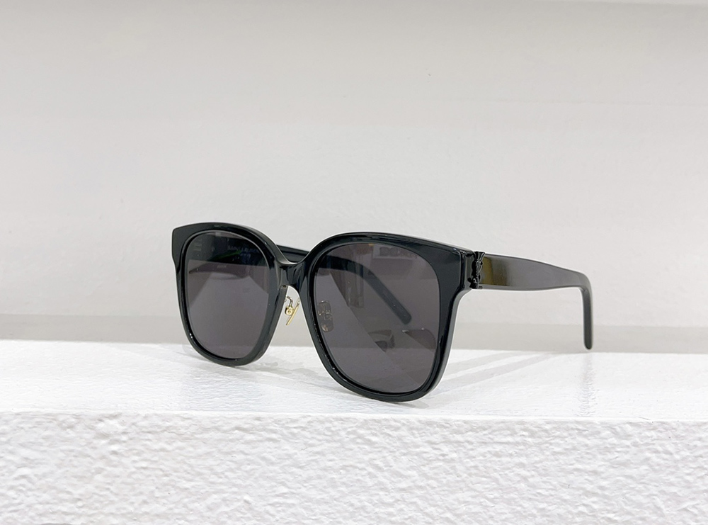 Saint Laurent eyeglasses M105F