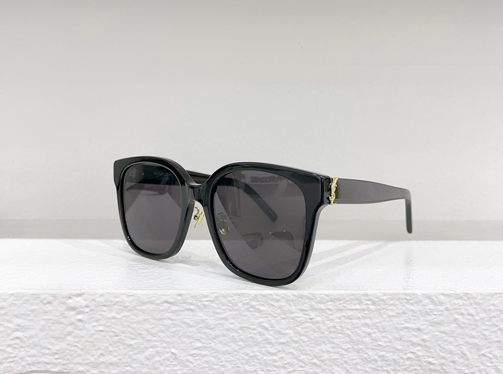 Saint Laurent eyeglasses M105F