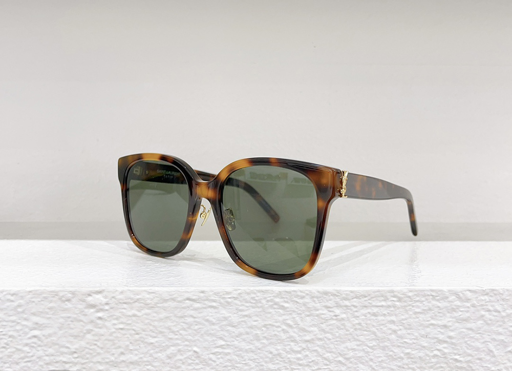 Saint Laurent eyeglasses M105F