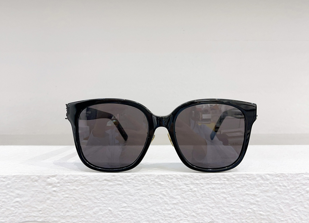 Saint Laurent eyeglasses M105F