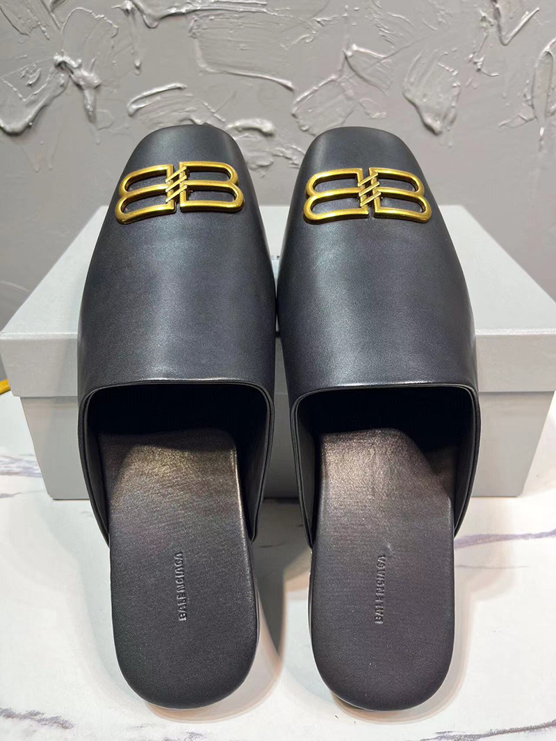 Balenciaga Cosy BB leather slippers
