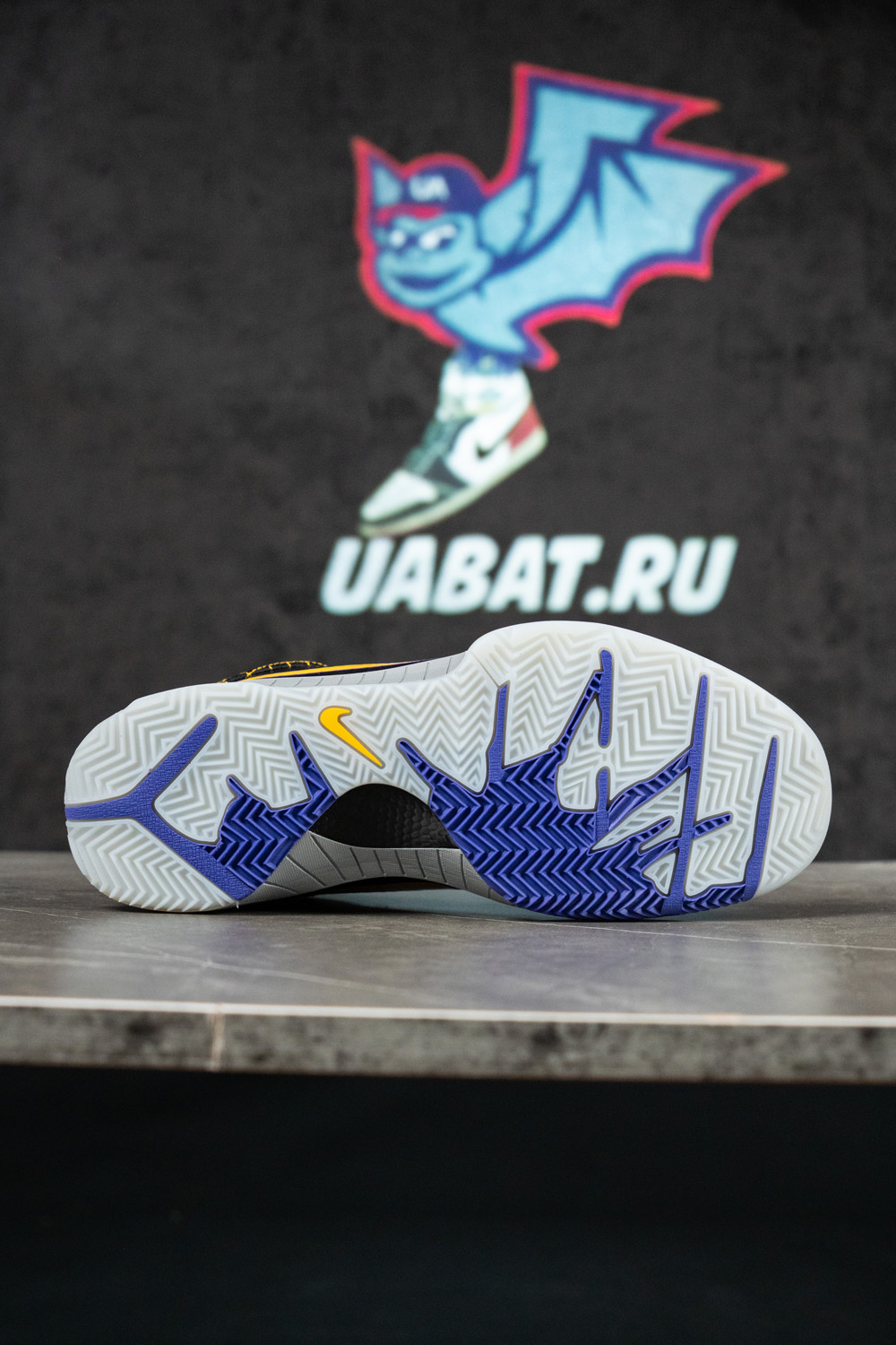 Zoom Kobe 4 Protro