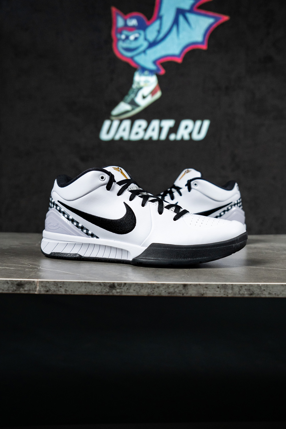 Zoom Kobe 4 Protro 