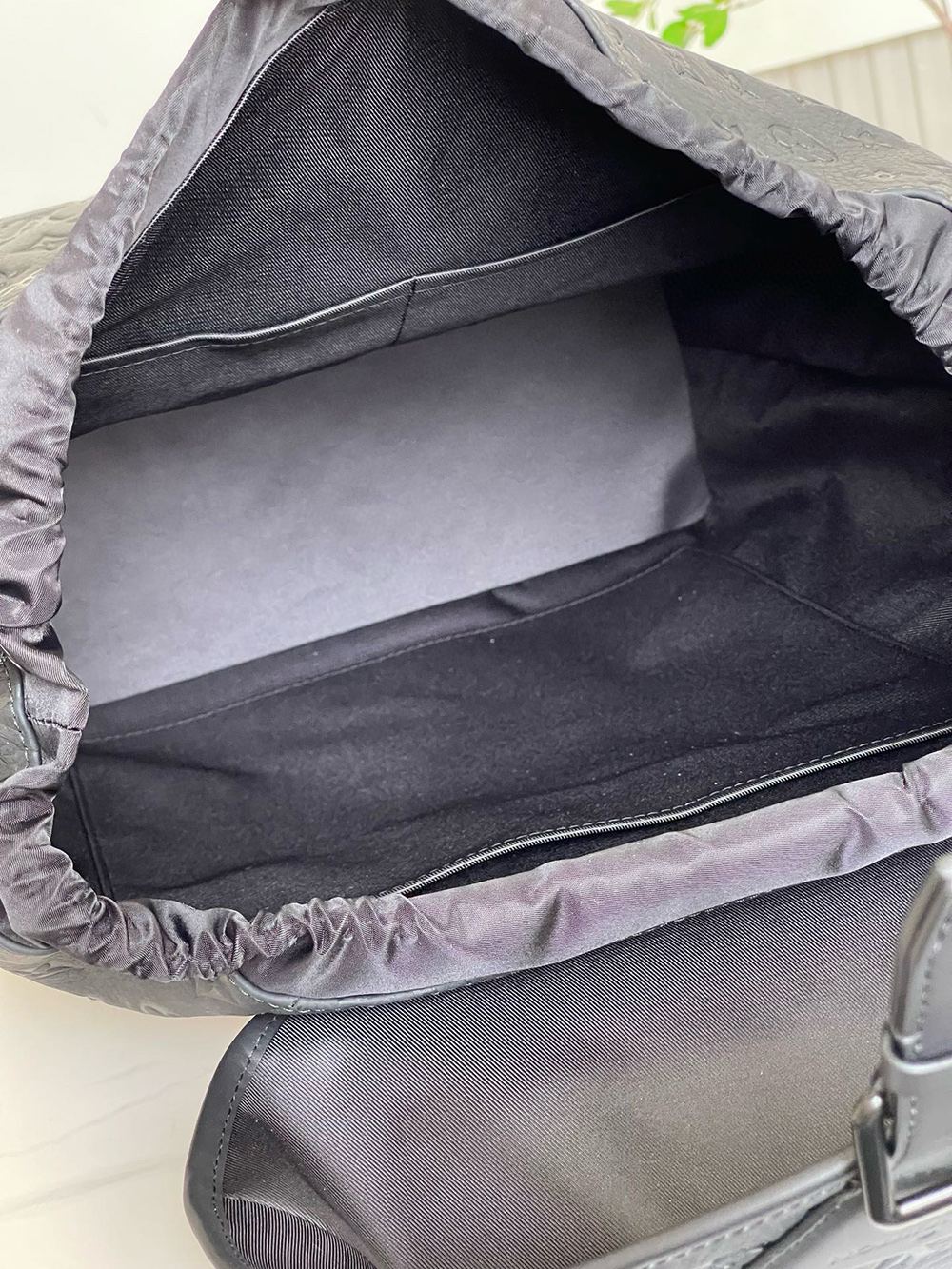 Louis Vuitton Bags M23127 32*40*19cm