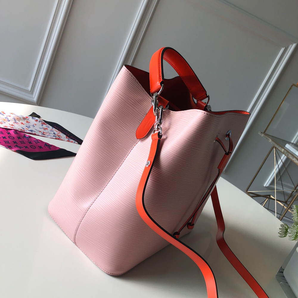 Louis Vuitton Bags M54365 26*26*17.5cm