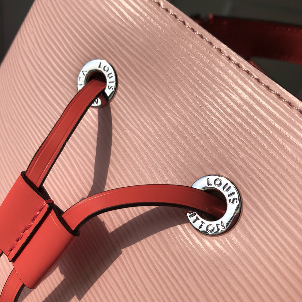 Louis Vuitton Bags M54365 26*26*17.5cm