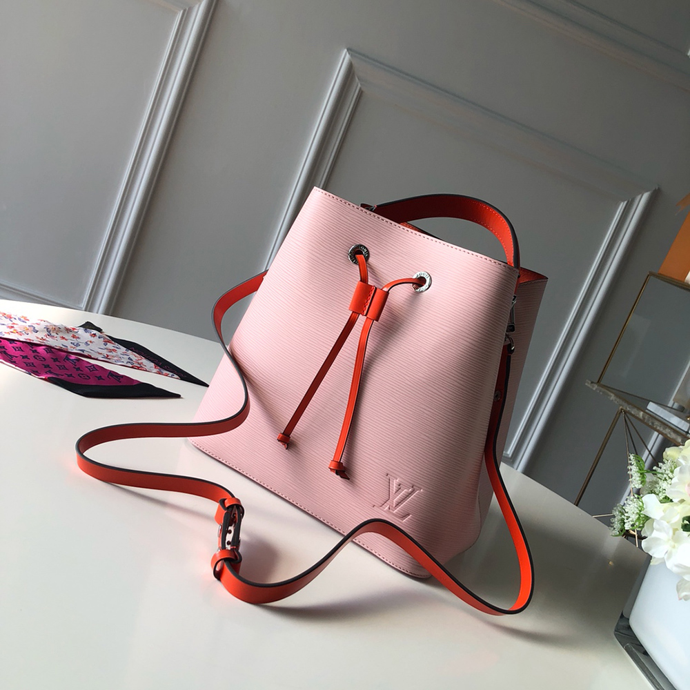Louis Vuitton Bags M54365 26*26*17.5cm