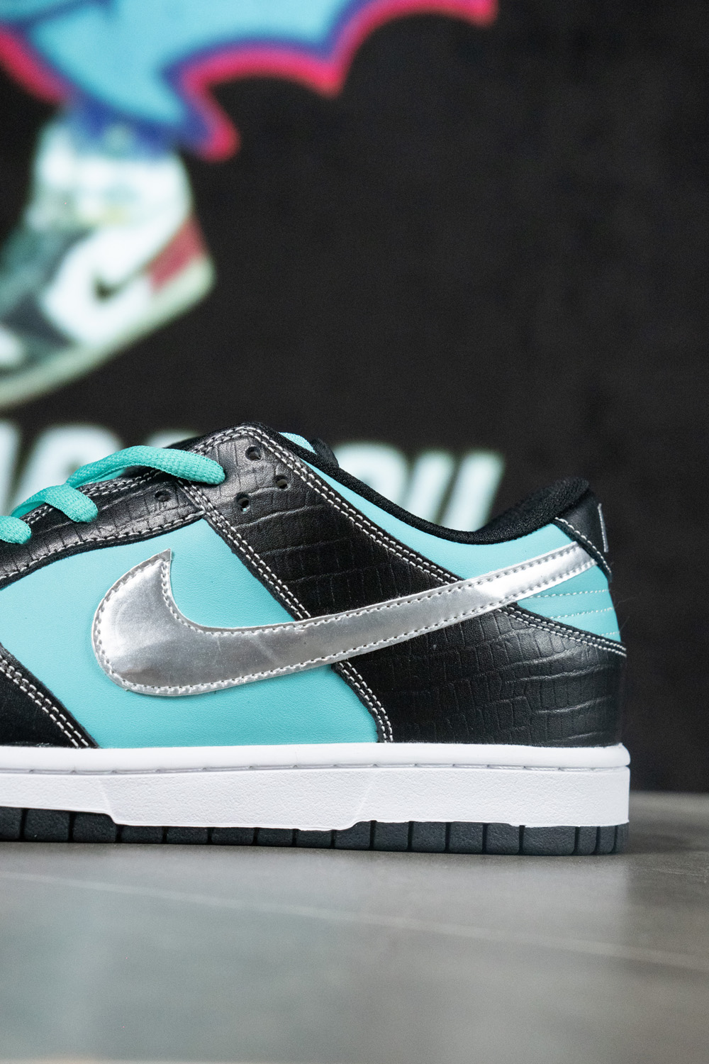 Diamond Supply Co. x Dunk Low Pro SB