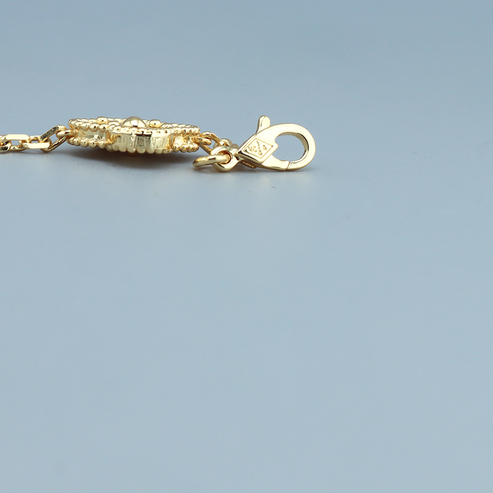 Van Cleef & Arpels Vintage Alhambra necklace, 10 motifs