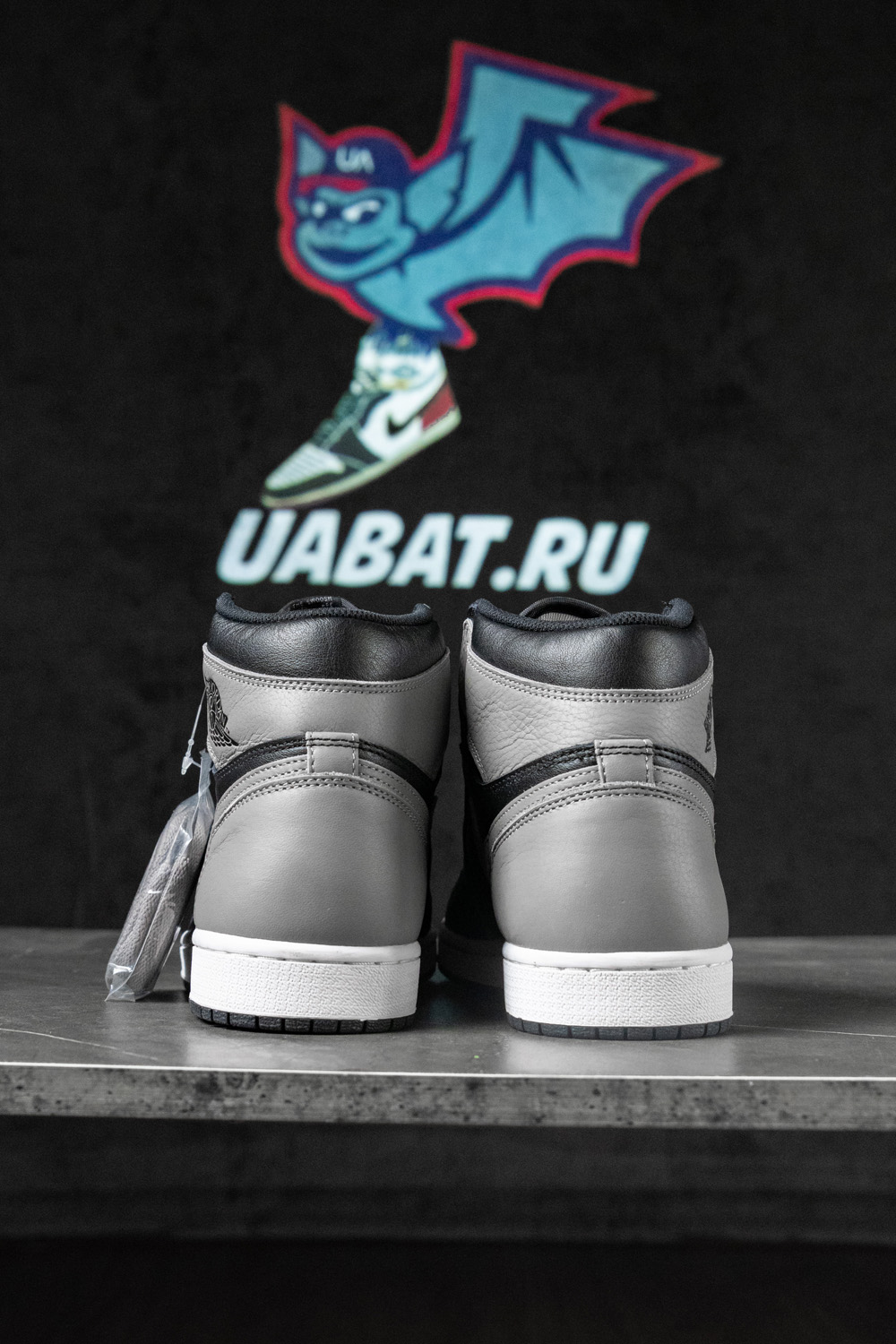 AIR JORDAN 1 RETRO HIGH OG "SHADOW"