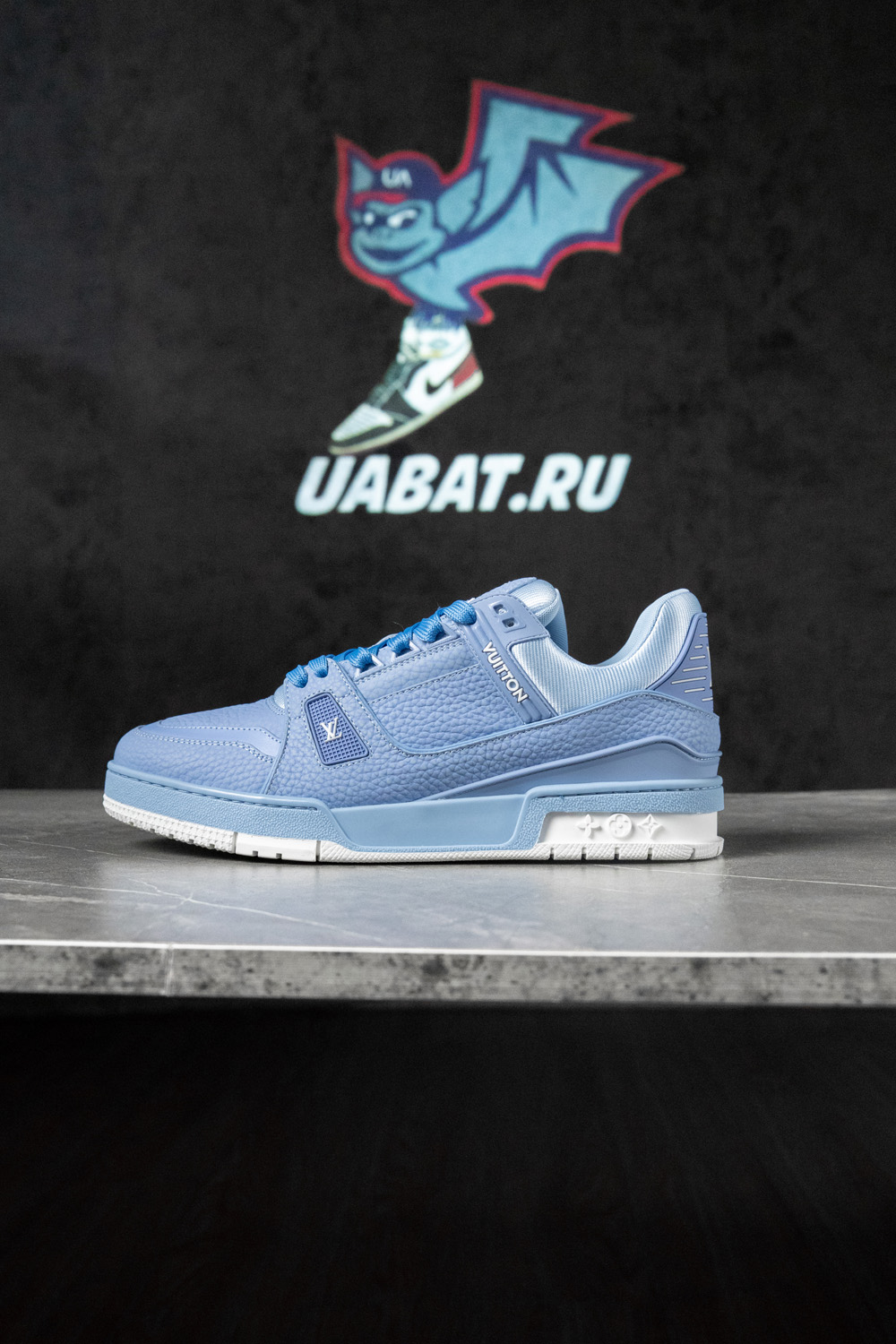 Louis Vuitton Trainer Blue