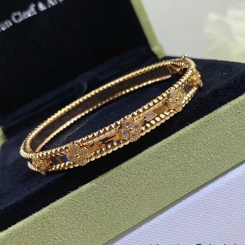 Van Cleef & Arpels Bracelet RP6X500