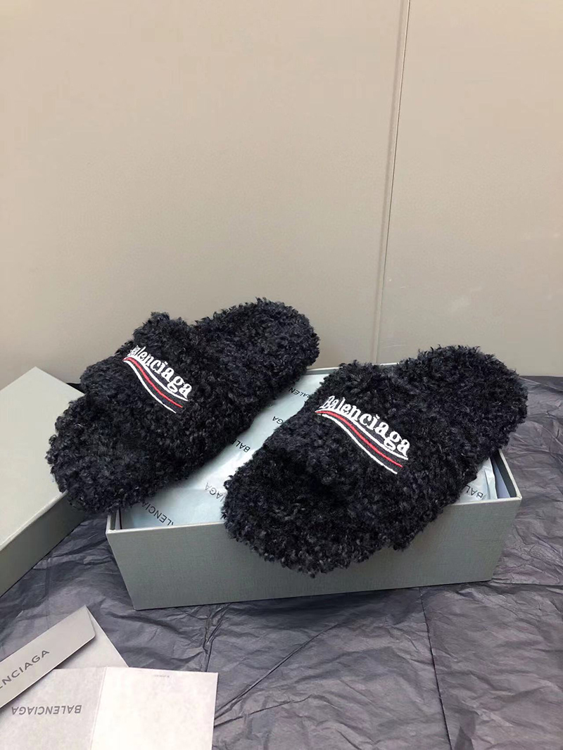 Balenciaga FURRY SLIDE SANDAL IN BLACK