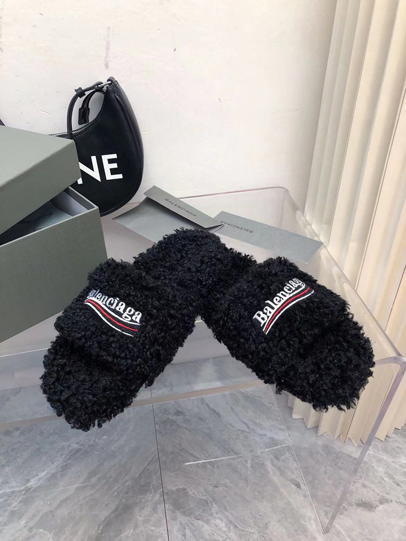 Balenciaga FURRY SLIDE SANDAL IN BLACK