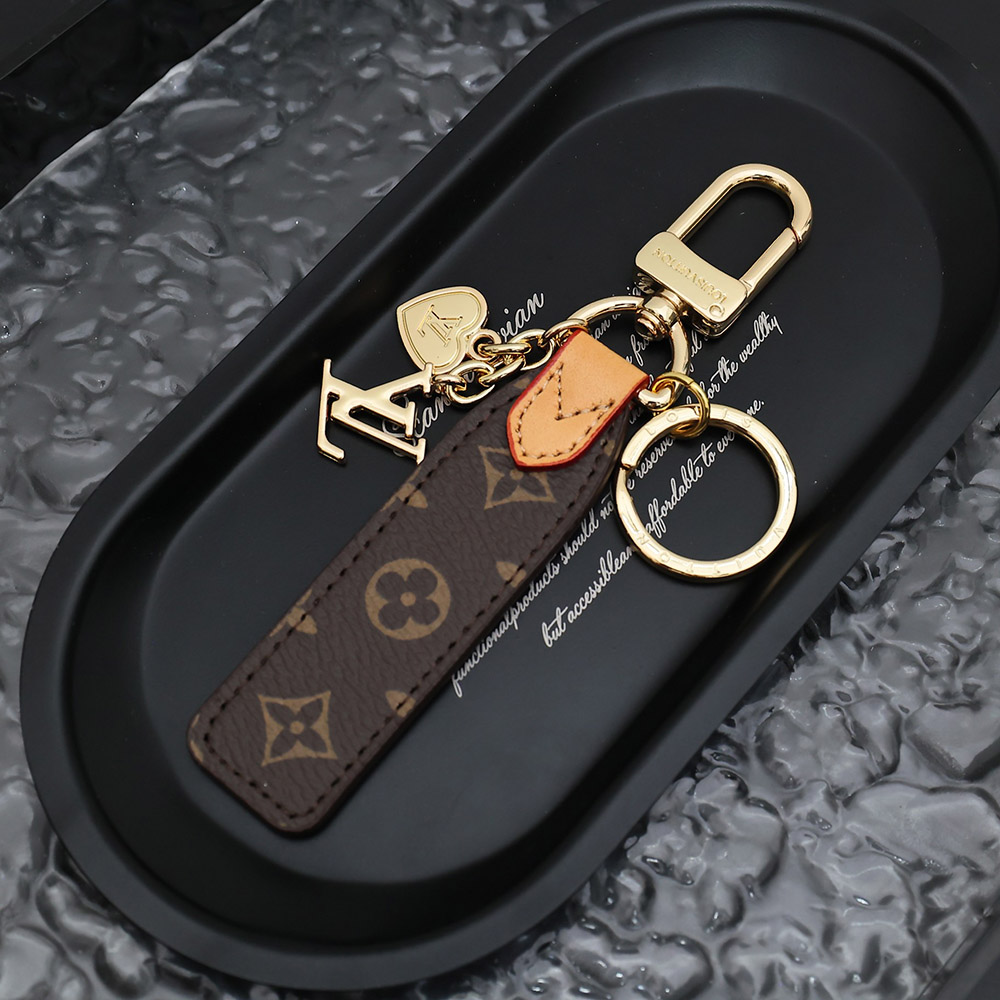 Louis Vuitton Keychain M01184