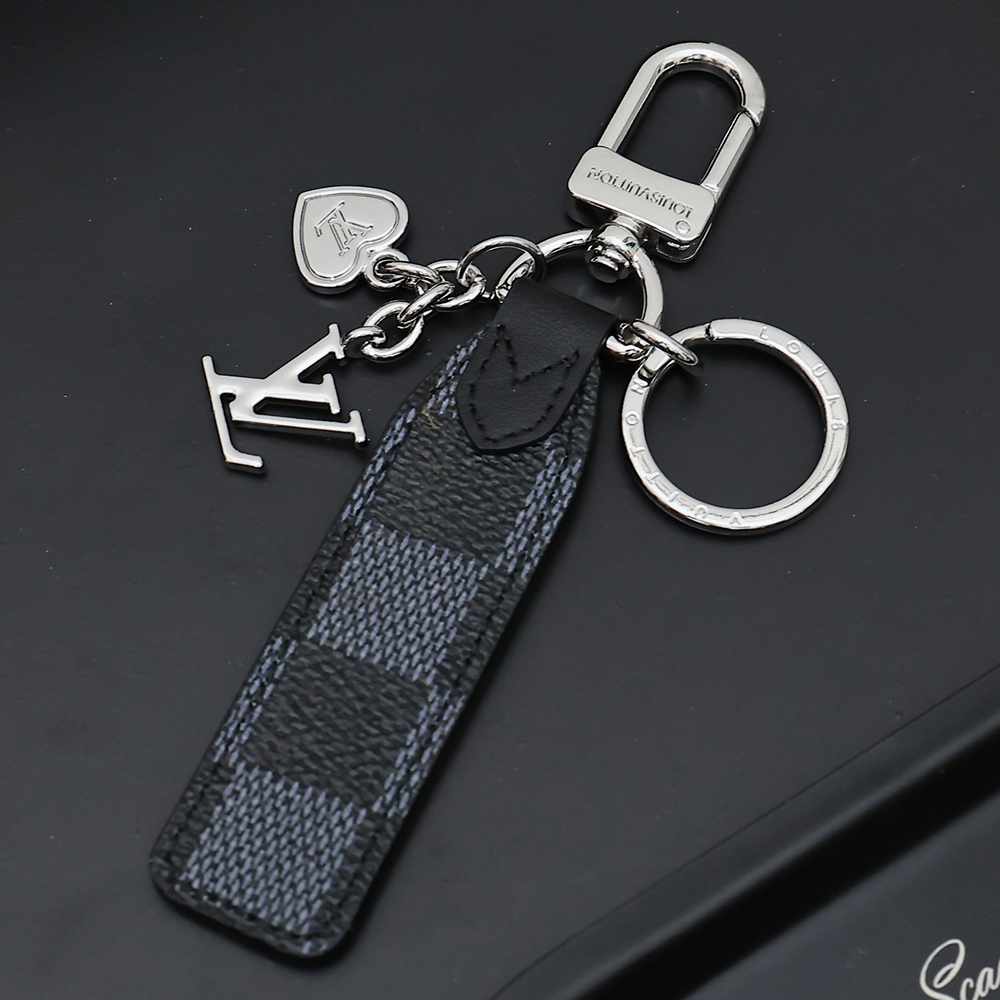 Louis Vuitton Keychain M01187
