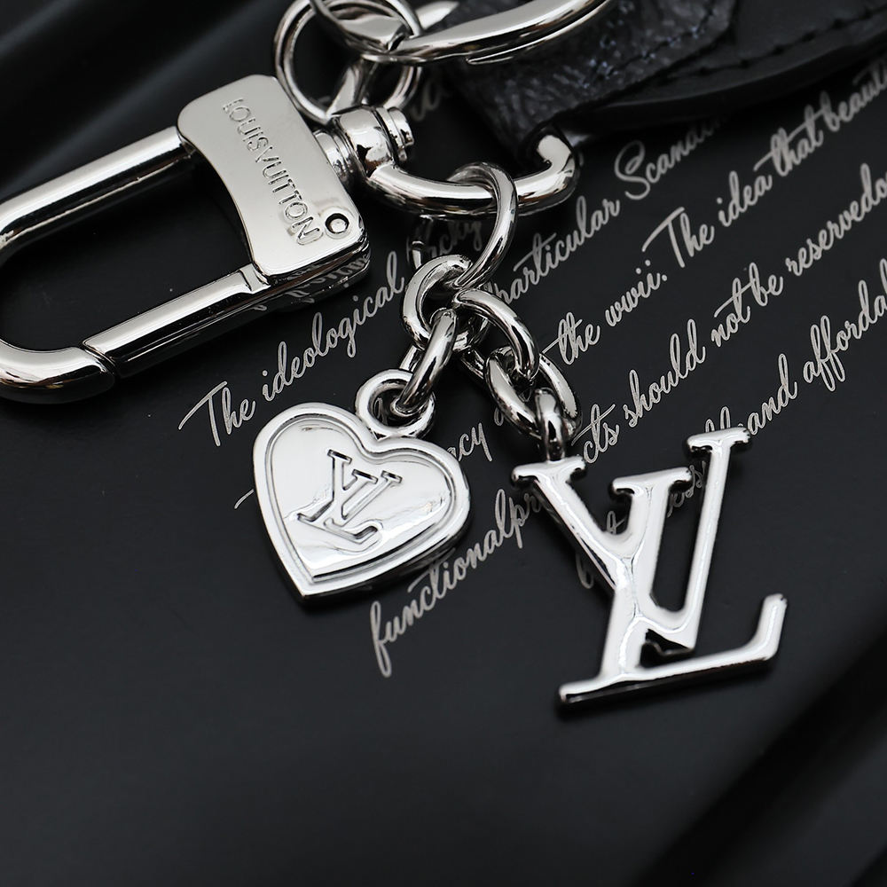 Louis Vuitton Keychain M01188