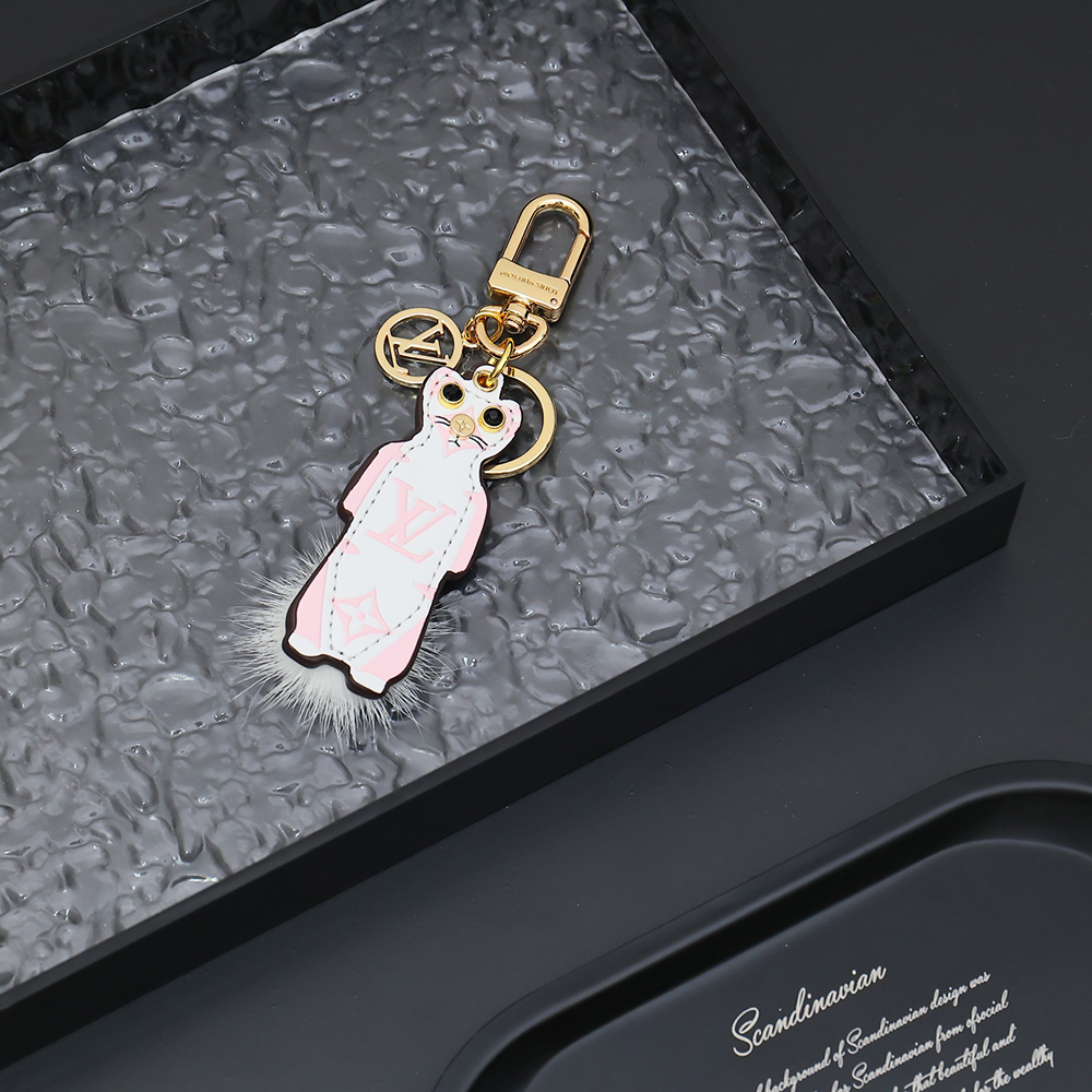 Louis Vuitton Keychain M01563