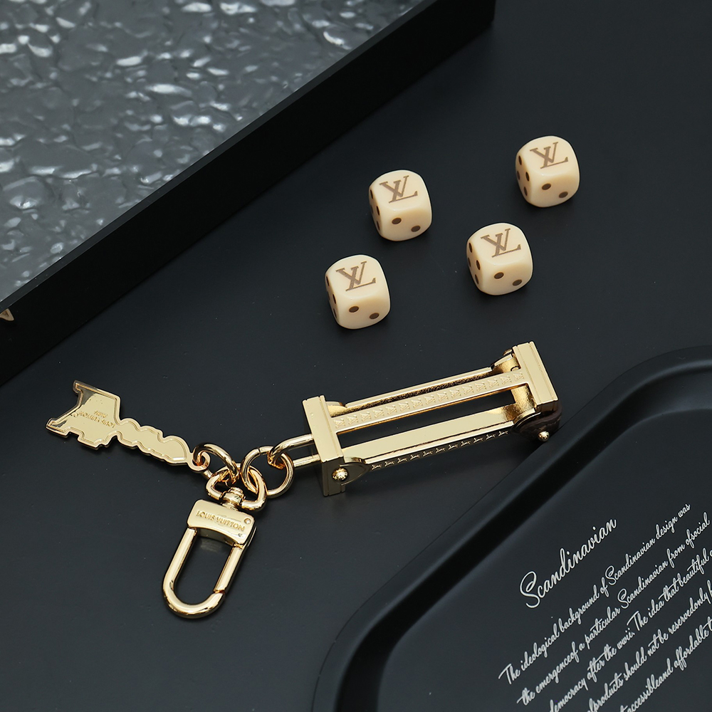 Louis Vuitton Keychain M01750