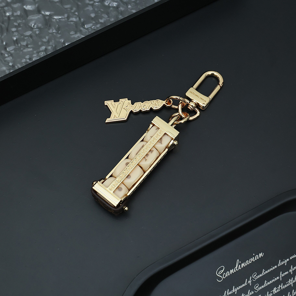 Louis Vuitton Keychain M01750