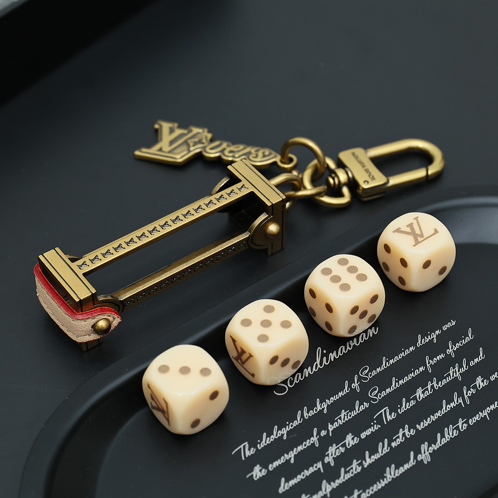 Louis Vuitton Keychain M01752