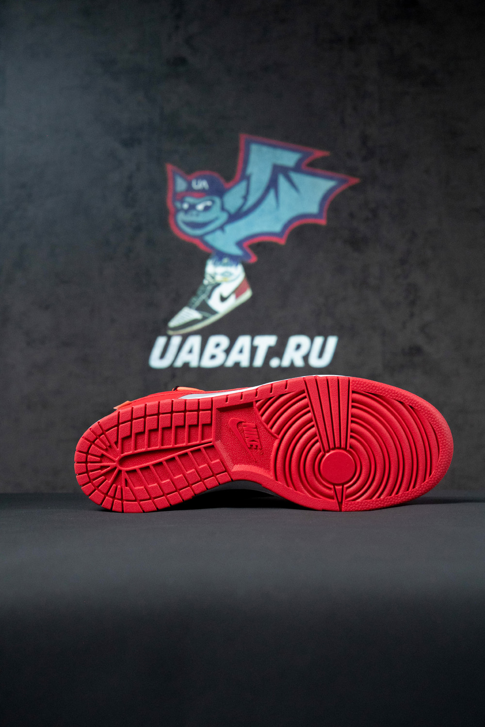 Off-White x Dunk Low 'University Red'