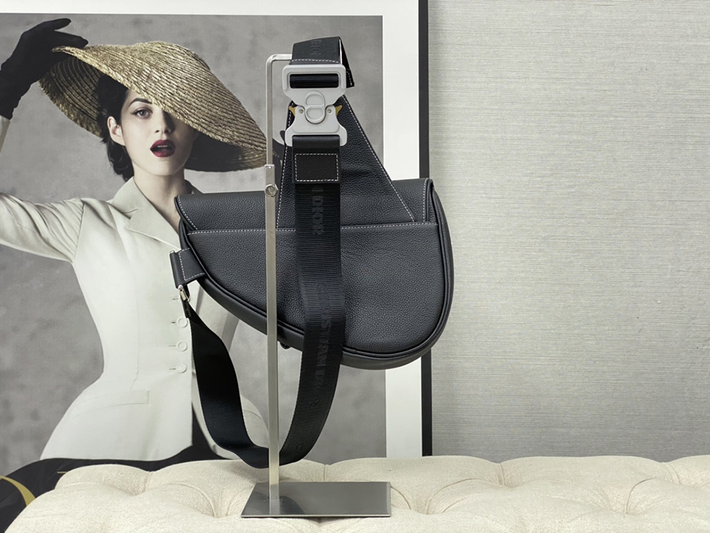 Christian Dior Bags M093A 28*5*20cm