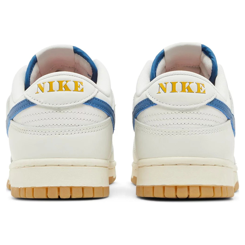 Dunk Low SE