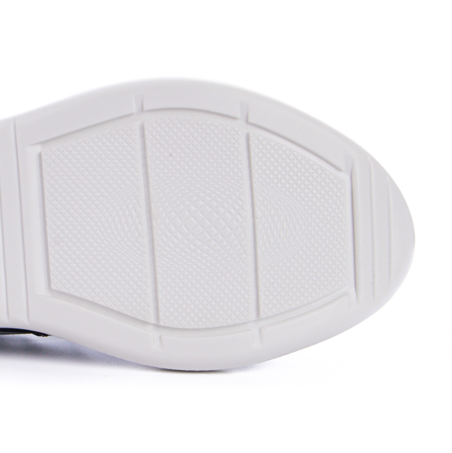 Prada America's Cup 'Black White'