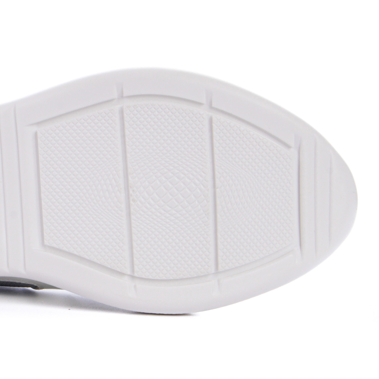 Prada America's Cup 'White Silver'