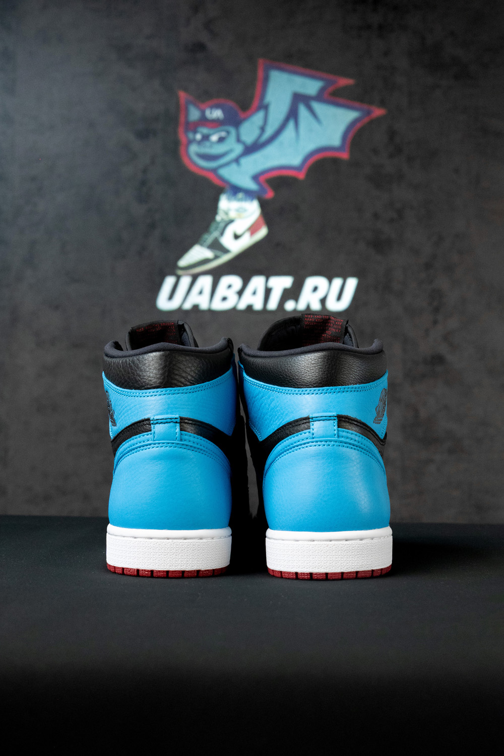 AIR JORDAN 1 HIGH OG 