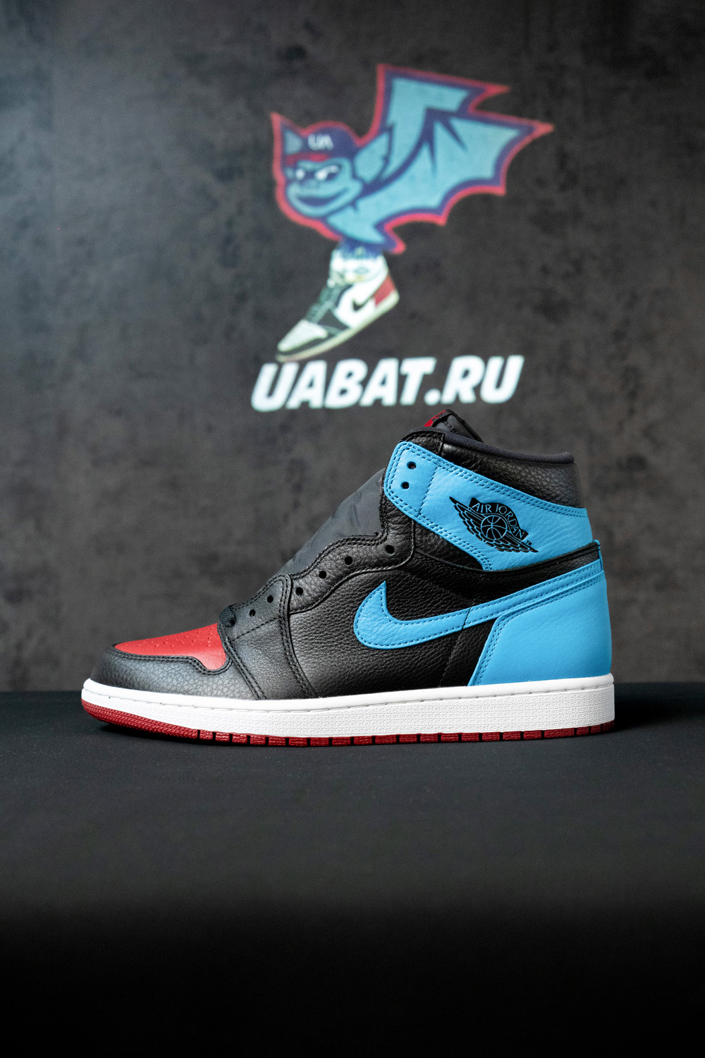 AIR JORDAN 1 HIGH OG 