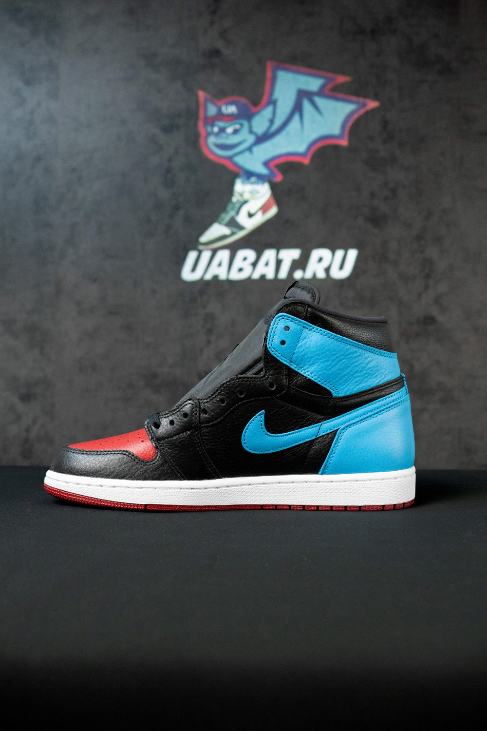 AIR JORDAN 1 HIGH OG 