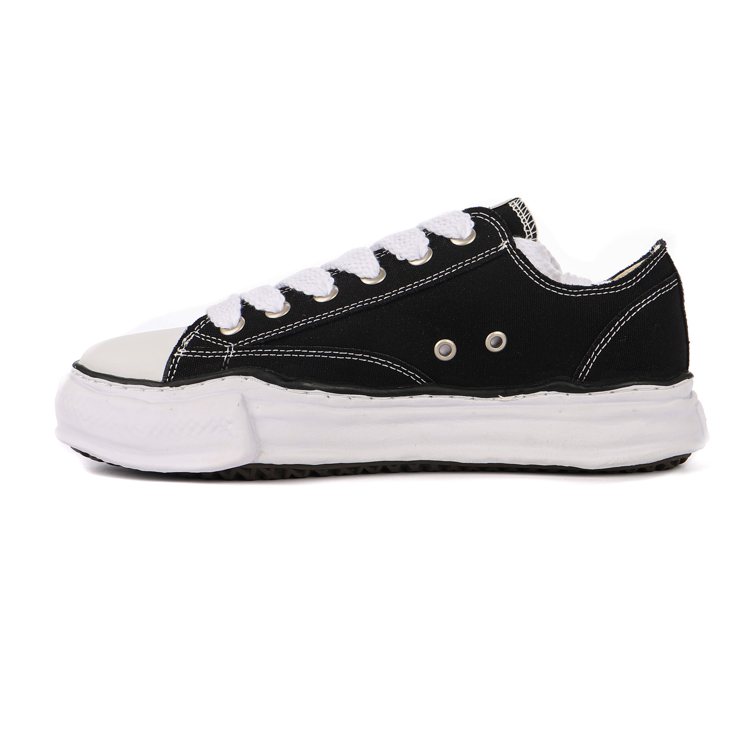 MAISON MIHARA YASUHIRO Peterson Original Canvas Low-Top Sneakers Black