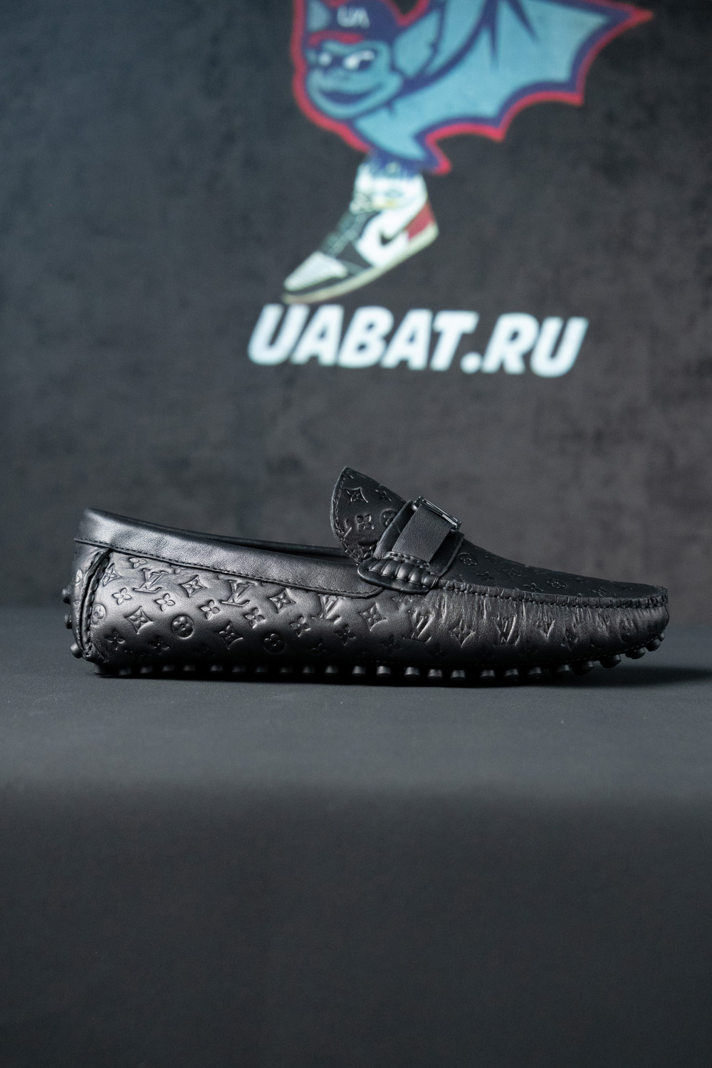 Louis Vuitton Hockenheim Moccasins