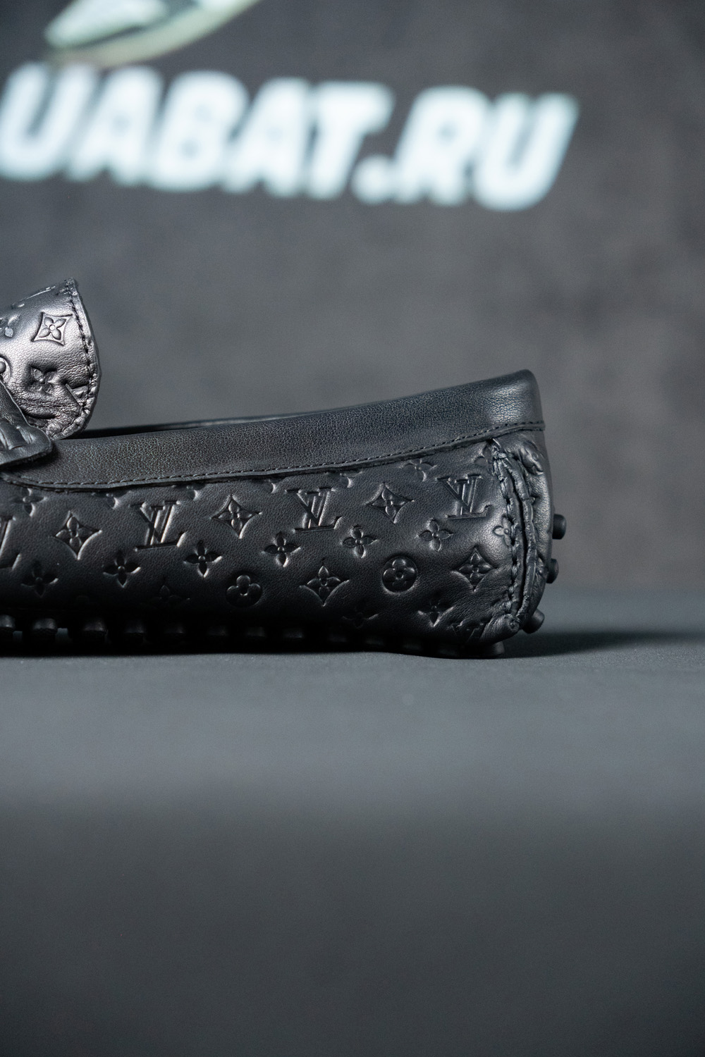 Louis Vuitton Hockenheim Moccasins