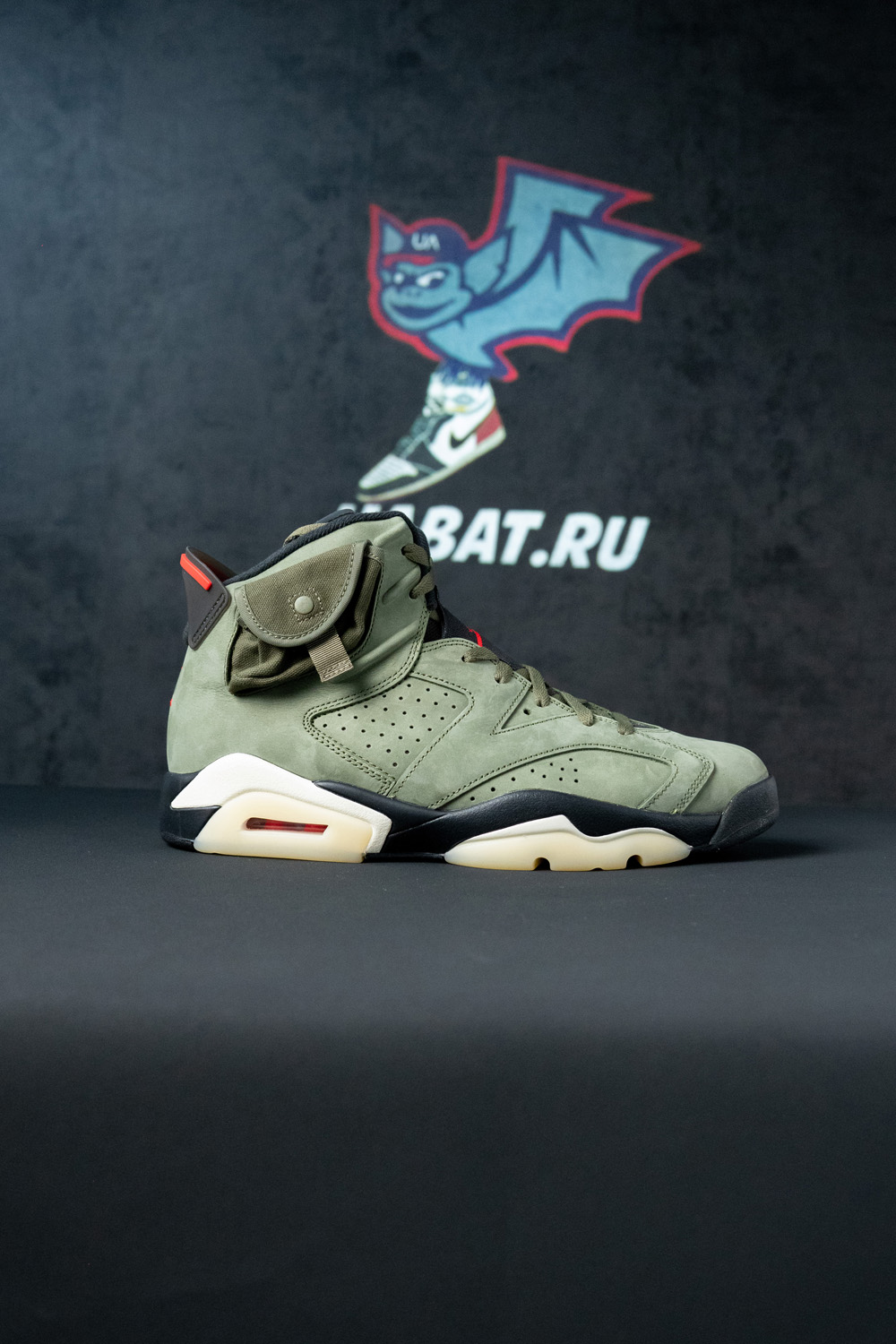 JORDAN 6 RETRO TRAVIS SCOTT