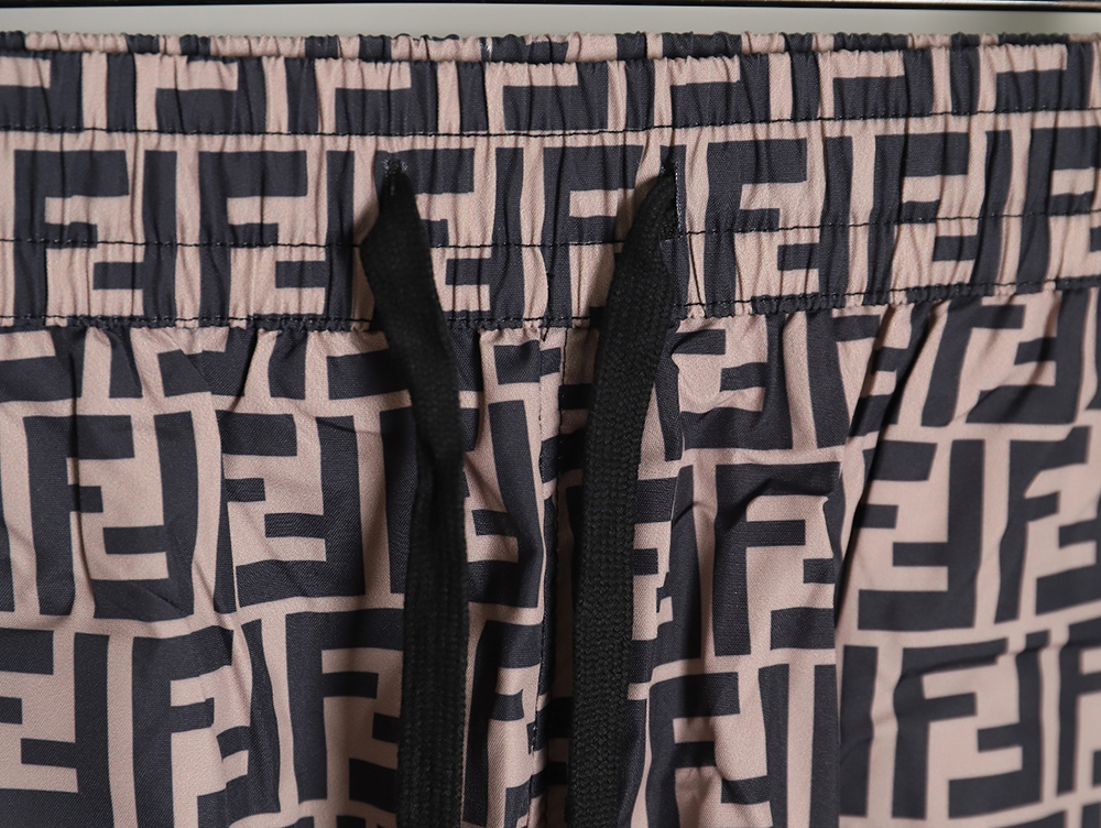Fendi classic FF full Indonesian dragon shorts TSK2
