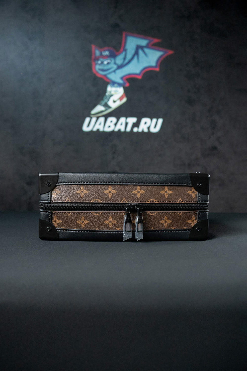 Louis Vuitton Bags M44427 24.5*10*17.5cm