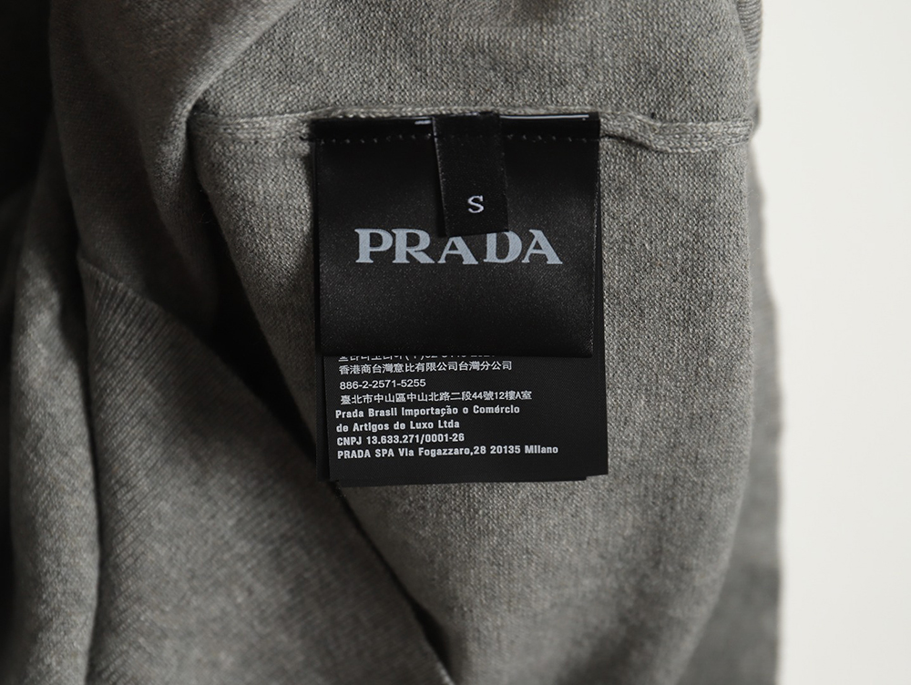 Prada Small LOGO Half-zip Wool Knit Short Sleeve Polo Shirt TSK1