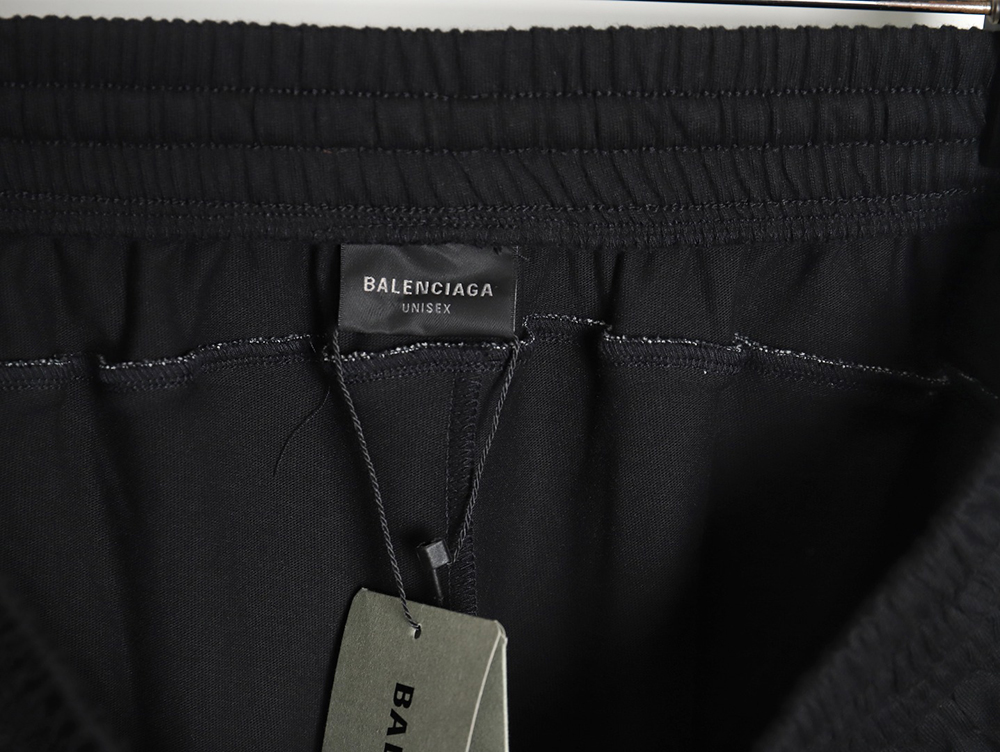 Balenciaga 24SS Manchester United shorts