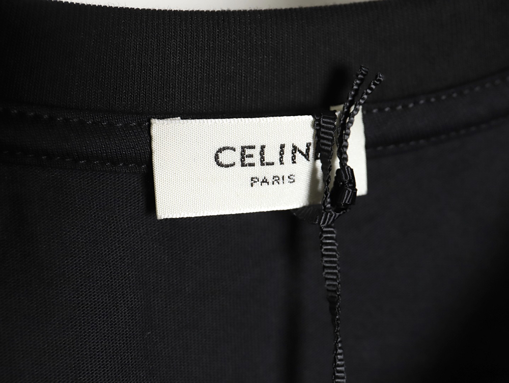 Celine 24SS cracked letter print short-sleeved T-shirt